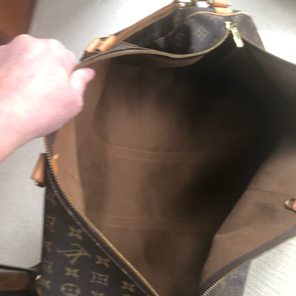 Louis Vuitton Monogram Keepall Bandouliere 60 - Picture 6 of 16